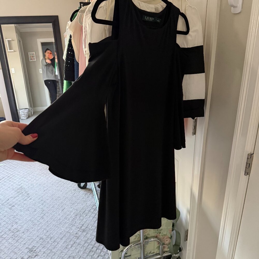 🖤 Lauren Ralph Lauren Black A-Line Dress | Colorblock Cold Shoulder Chic size 8